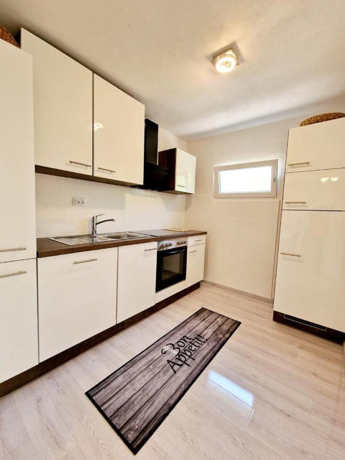 Split Apartment المظهر الخارجي الصورة