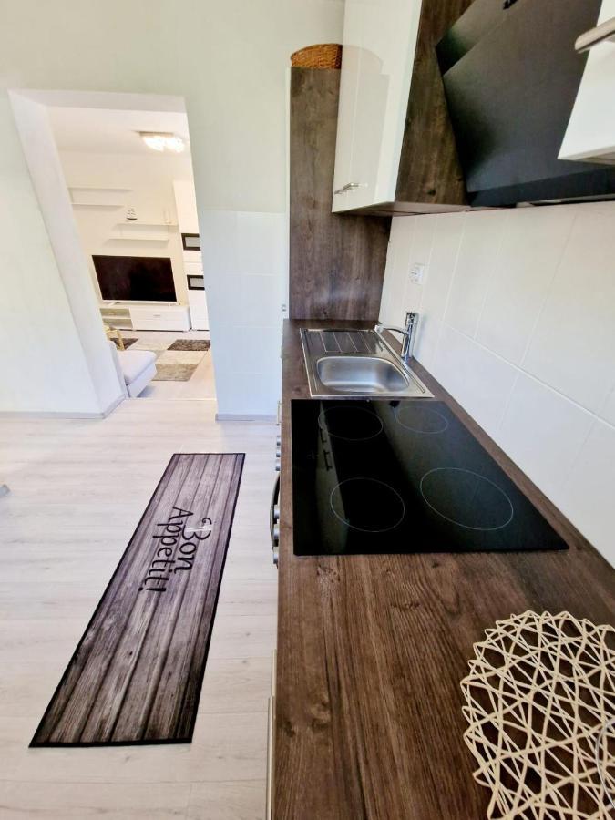 Split Apartment المظهر الخارجي الصورة