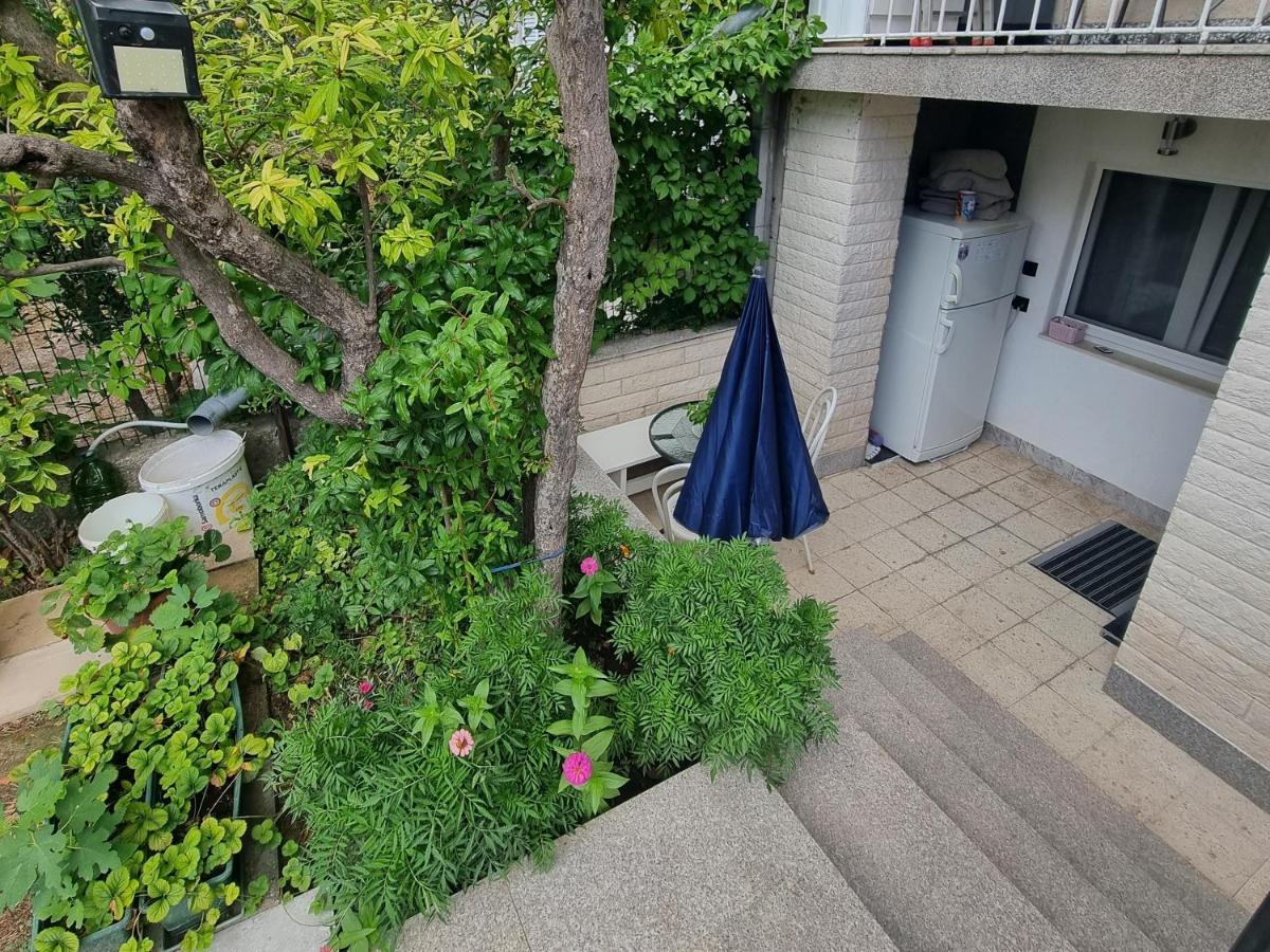 Split Apartment المظهر الخارجي الصورة